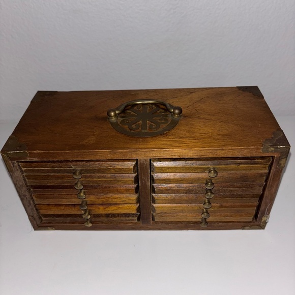 Vintage Oriental Wooden Coaster Set of 12 in Tansu Chest Box with Metal Hardware - Picture 2 of 5